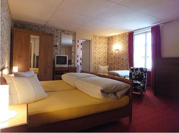 Hotel Schweizerhof Andermatt Room photo